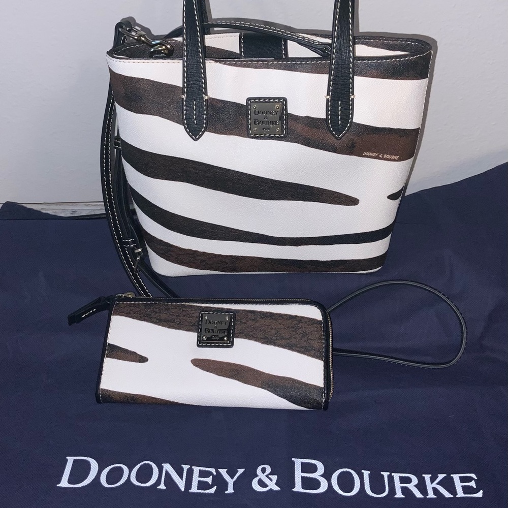 Dooney and Bourke handbag